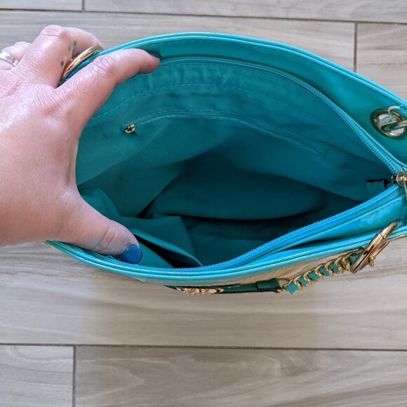 Magid Pineapple Straw Shoulder Bag - Picture 8 of 8